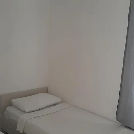 Serena Suites Apartmanhotel