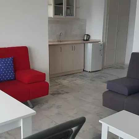 Apartmanhotel Serena Suites 3*