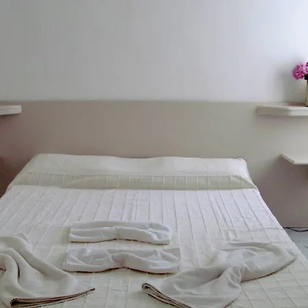 Apartmanhotel Serena Suites 3*