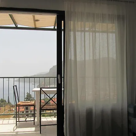 Lejlighedshotel Serena Suites 3*